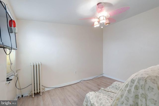 2525 N FRONT ST, Philadelphia, PA 19133