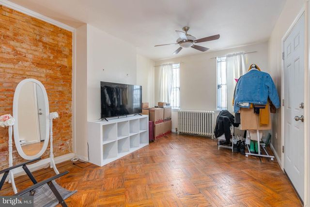 2525 N FRONT ST, Philadelphia, PA 19133
