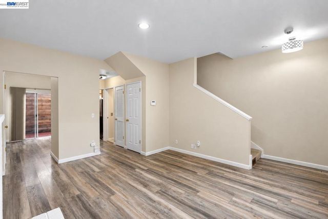 3858 Maybelle Ave, Oakland, CA 94619