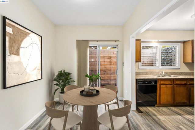 3858 Maybelle Ave, Oakland, CA 94619