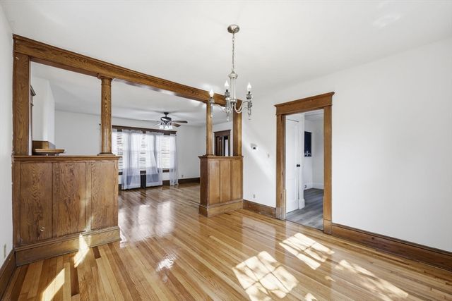 500 Newbury St, Springfield, MA 01104