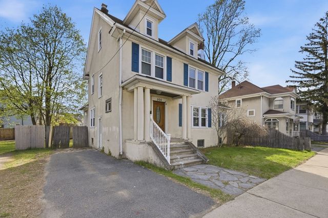500 Newbury St, Springfield, MA 01104