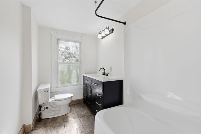 500 Newbury St, Springfield, MA 01104