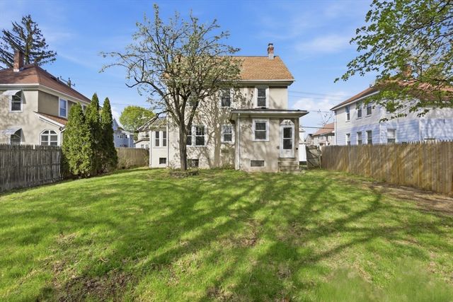 500 Newbury St, Springfield, MA 01104