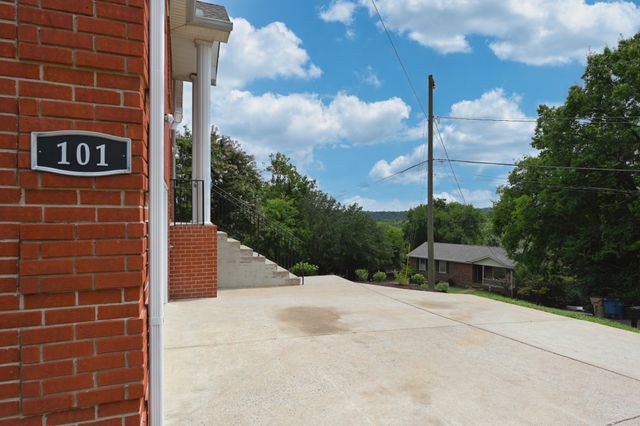 101 Anna Dr, Goodlettsville, TN 37072