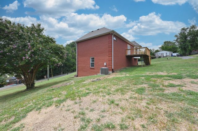 101 Anna Dr, Goodlettsville, TN 37072