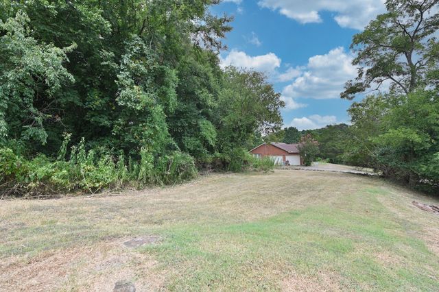 101 Anna Dr, Goodlettsville, TN 37072