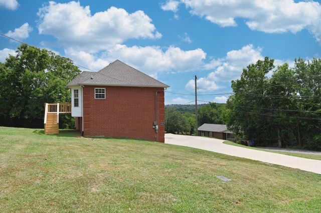 101 Anna Dr, Goodlettsville, TN 37072