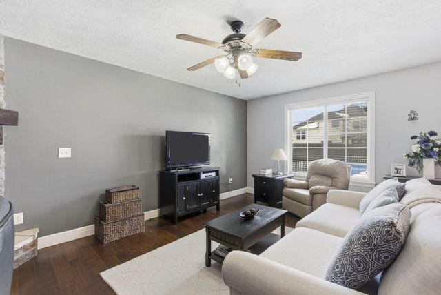 1401 S Natchez Road, Republic, MO 65738