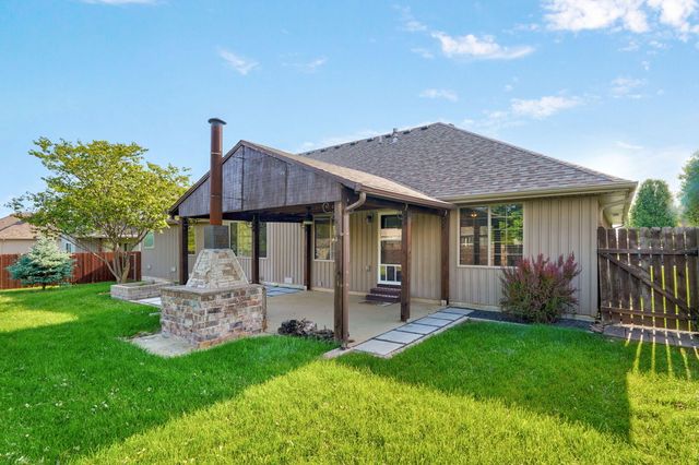 1401 S Natchez Road, Republic, MO 65738