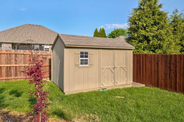 1401 S Natchez Road, Republic, MO 65738