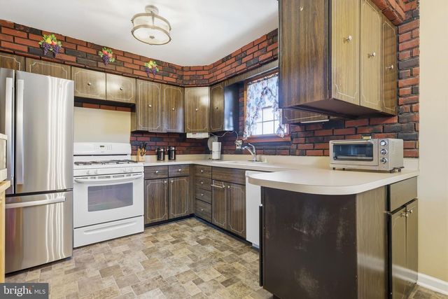 364 SELMA ST, Philadelphia, PA 19116