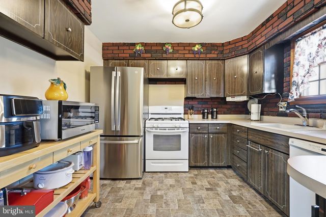 364 SELMA ST, Philadelphia, PA 19116
