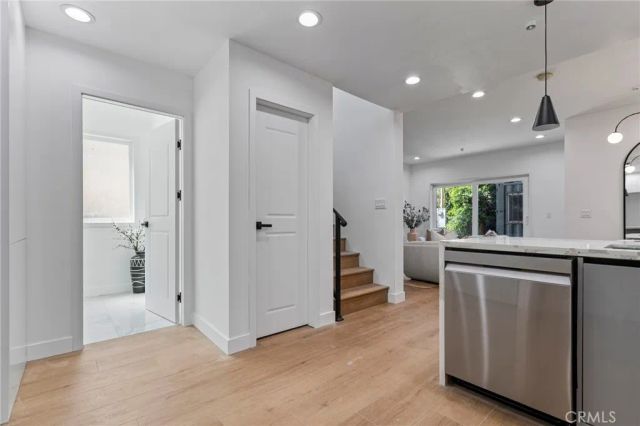 1014 W 223rd Street 1, Torrance, CA 90502