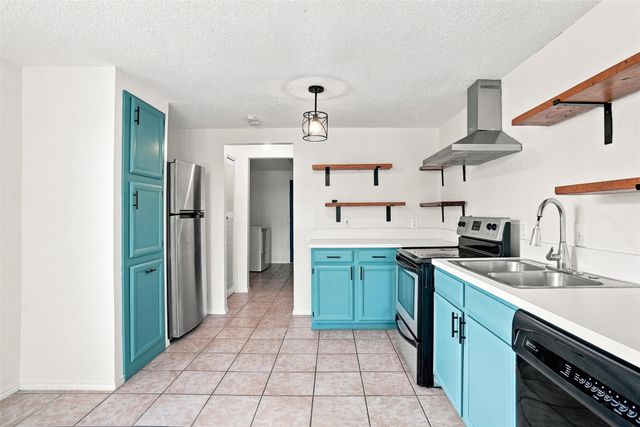 1001 Flower Drive, Arlington, TX 76017