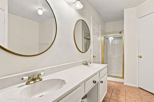 1001 Flower Drive, Arlington, TX 76017