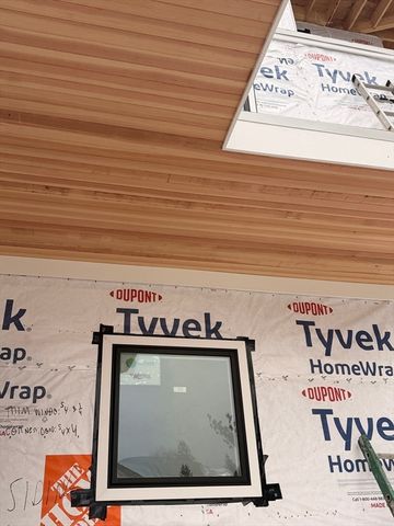 96 Burpee Rd 1, Swampscott, MA 01907