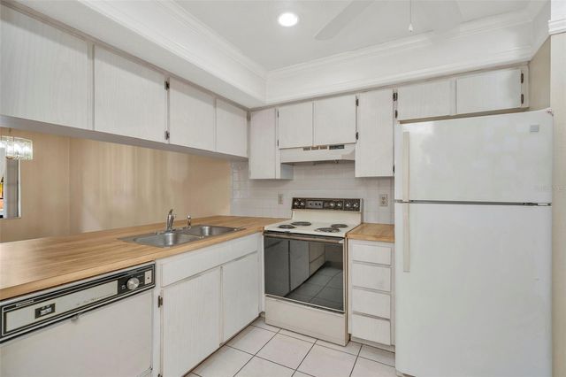 13250 RIDGE ROAD 6A3, Largo, FL 33778