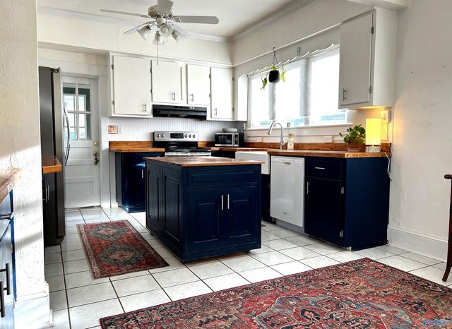 1054 Grant Street SE, Decatur, AL 35601