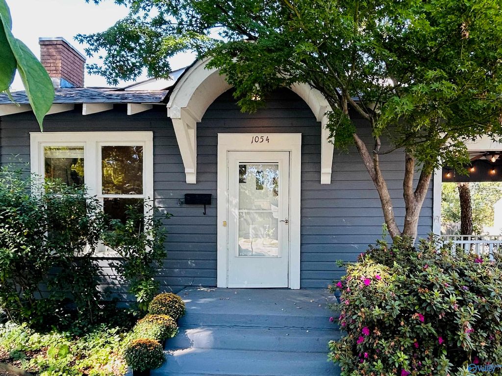 1054 Grant Street SE, Decatur, AL 35601