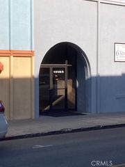 15 N 6th Street E, Redlands, CA 92373