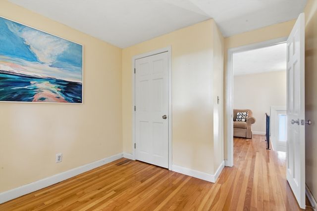 24 Upper Joclyn Ave, Framingham, MA 01701