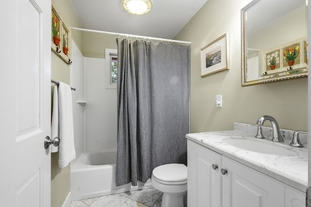 24 Upper Joclyn Ave, Framingham, MA 01701