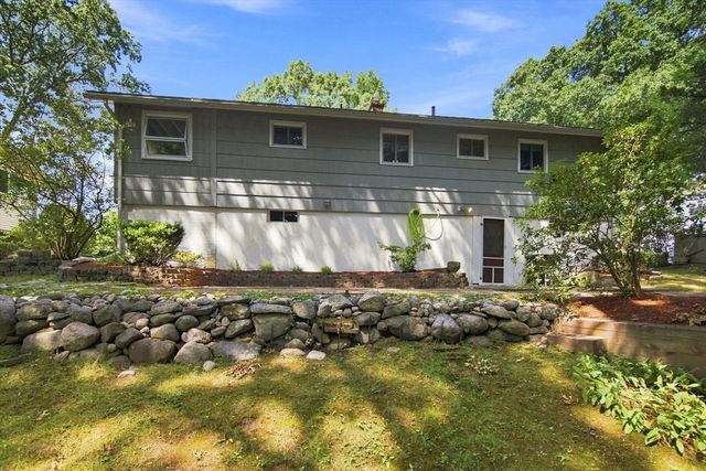 24 Upper Joclyn Ave, Framingham, MA 01701
