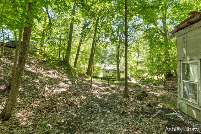 7101 114th Avenue, Fennville, MI 49408