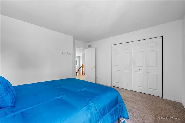 2896 Davenport Drive, West Chicago, IL 60185