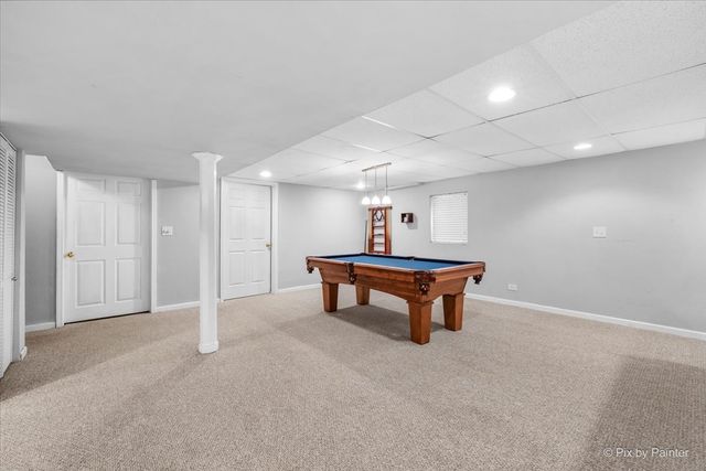 2896 Davenport Drive, West Chicago, IL 60185