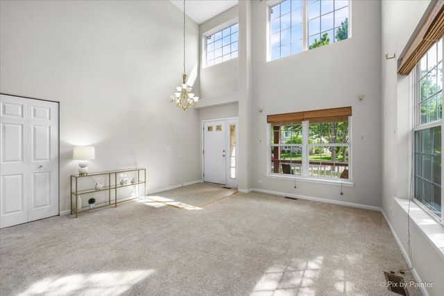 2896 Davenport Drive, West Chicago, IL 60185