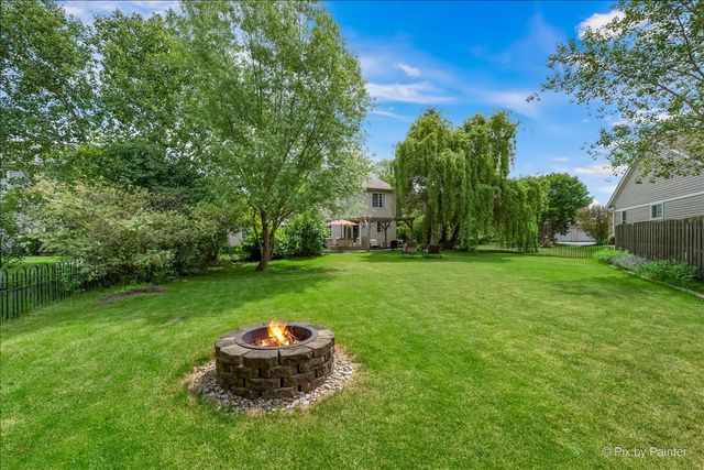 2896 Davenport Drive, West Chicago, IL 60185