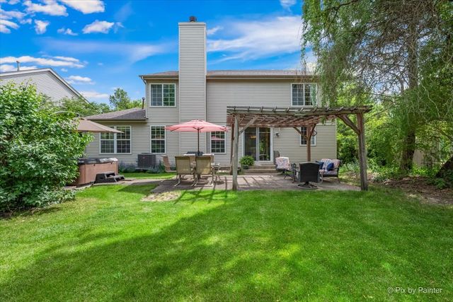 2896 Davenport Drive, West Chicago, IL 60185