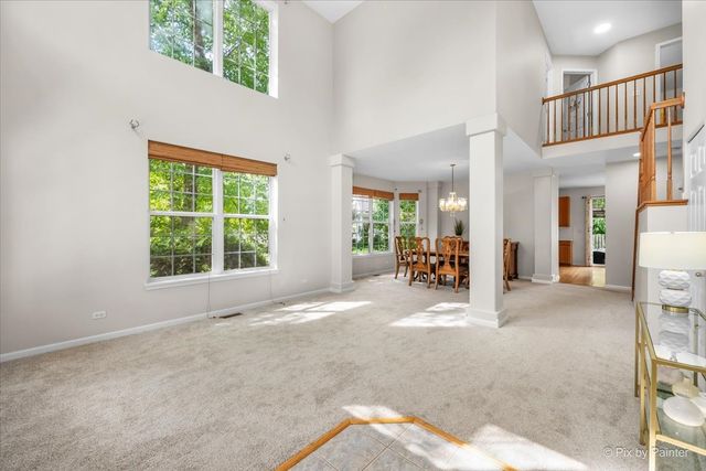 2896 Davenport Drive, West Chicago, IL 60185