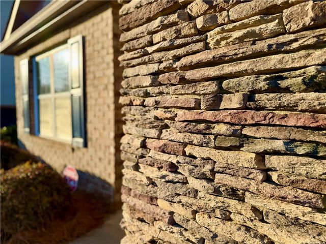 7 RAVENCREST Drive, Anderson, SC 29621