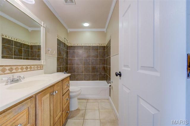 343 Turfwood Drive, Ballwin, MO 63021