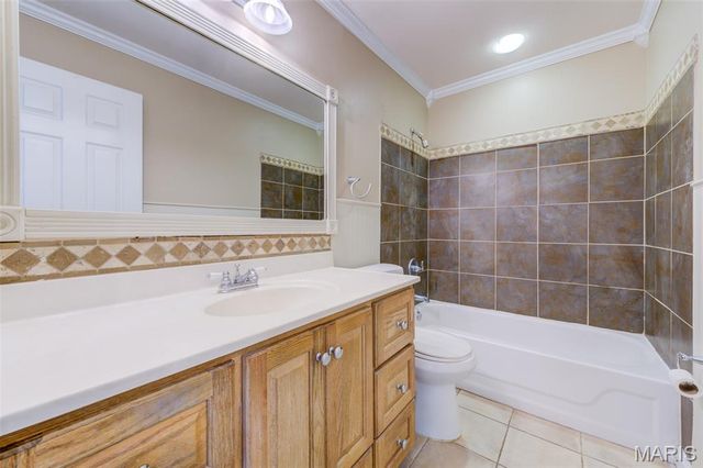 343 Turfwood Drive, Ballwin, MO 63021
