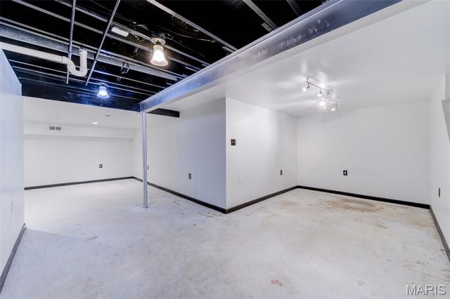 343 Turfwood Drive, Ballwin, MO 63021