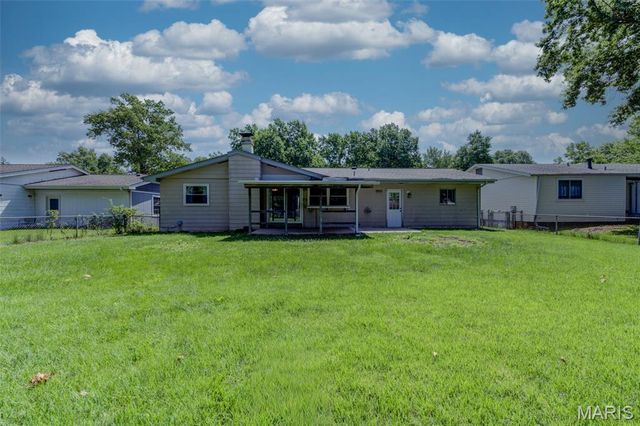 343 Turfwood Drive, Ballwin, MO 63021