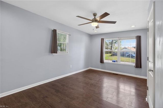 1616 Loren CRES, Portsmouth, VA 23701