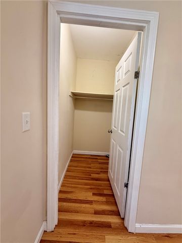 194 Harrison Street 1L, Pawtucket, RI 02860