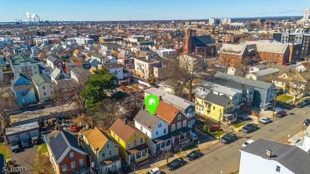 838 Rebecca Pl, Elizabeth City, NJ 07201