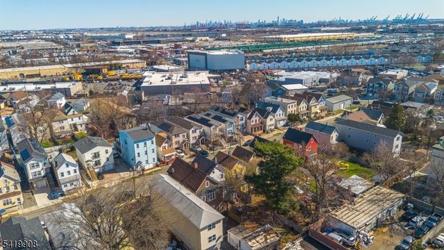 838 Rebecca Pl, Elizabeth City, NJ 07201