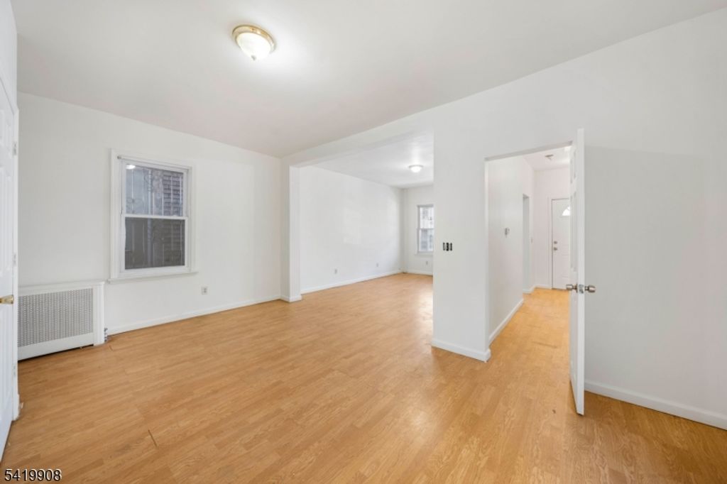 838 Rebecca Pl, Elizabeth City, NJ 07201 — photo 2