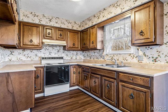 4453 Drury Road, Bloomsdale, MO 63627