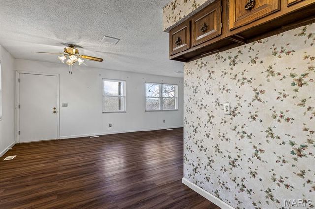 4453 Drury Road, Bloomsdale, MO 63627