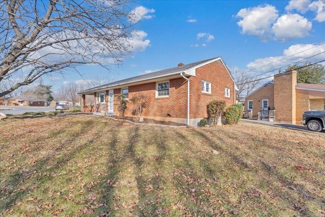 3302 Frontier RD, Roanoke, VA 24012