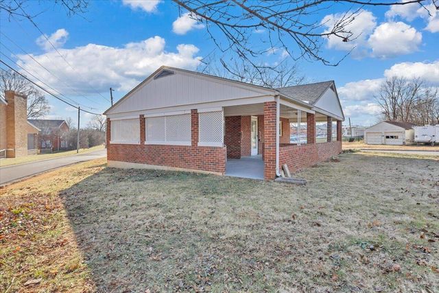 3302 Frontier RD, Roanoke, VA 24012