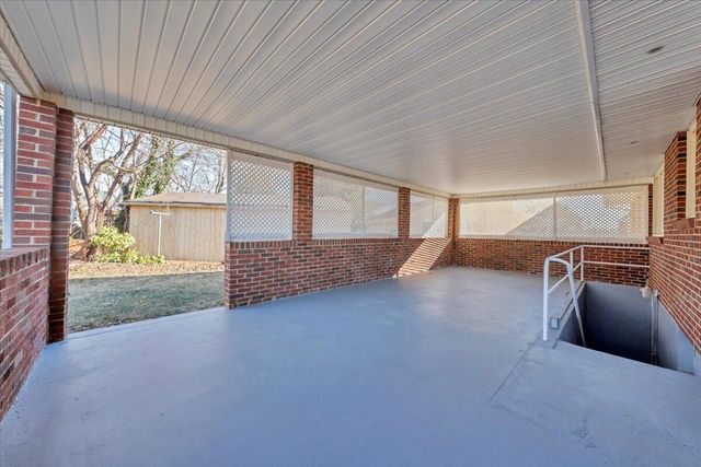 3302 Frontier RD, Roanoke, VA 24012